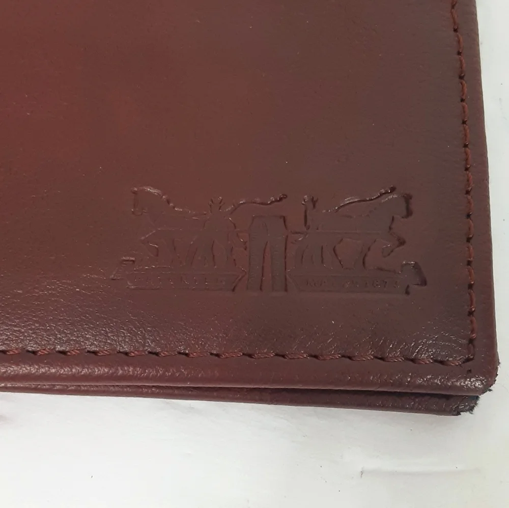 Levi's brown leather men's wallet